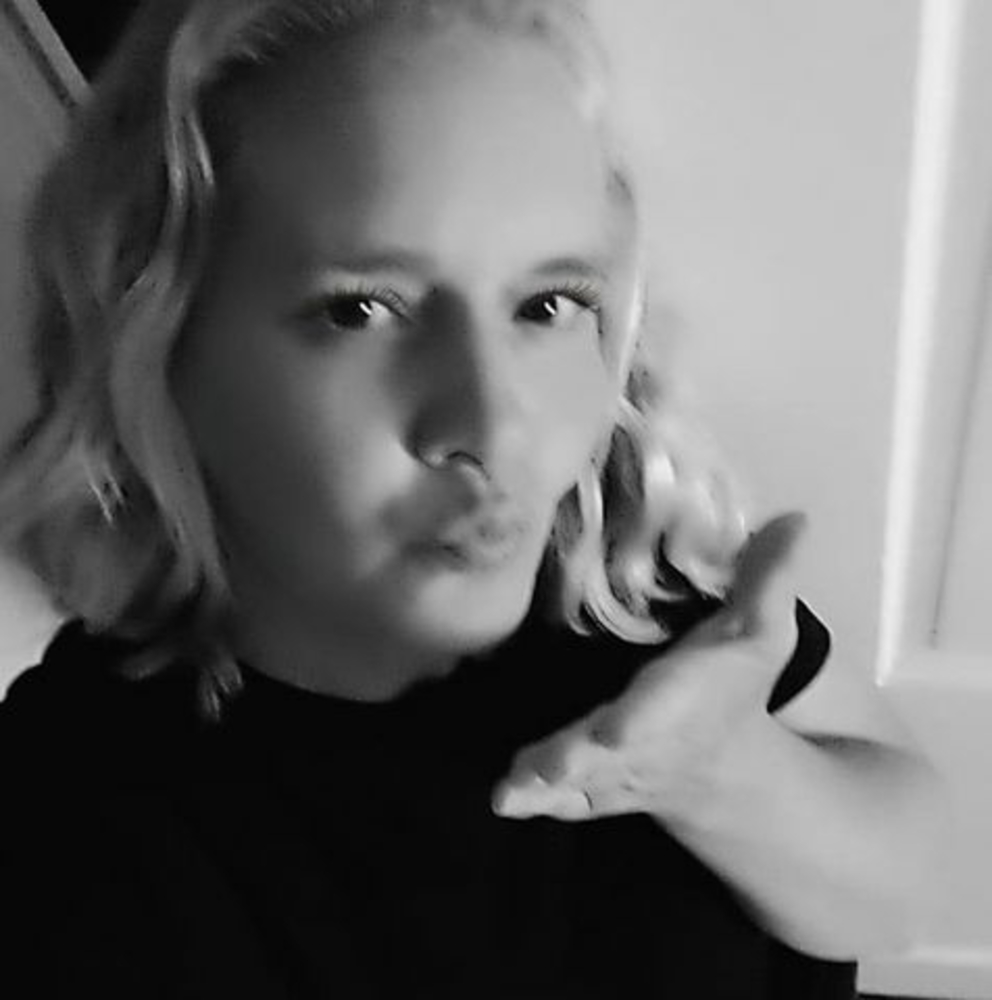 Meet your Posher, Amy rebecca